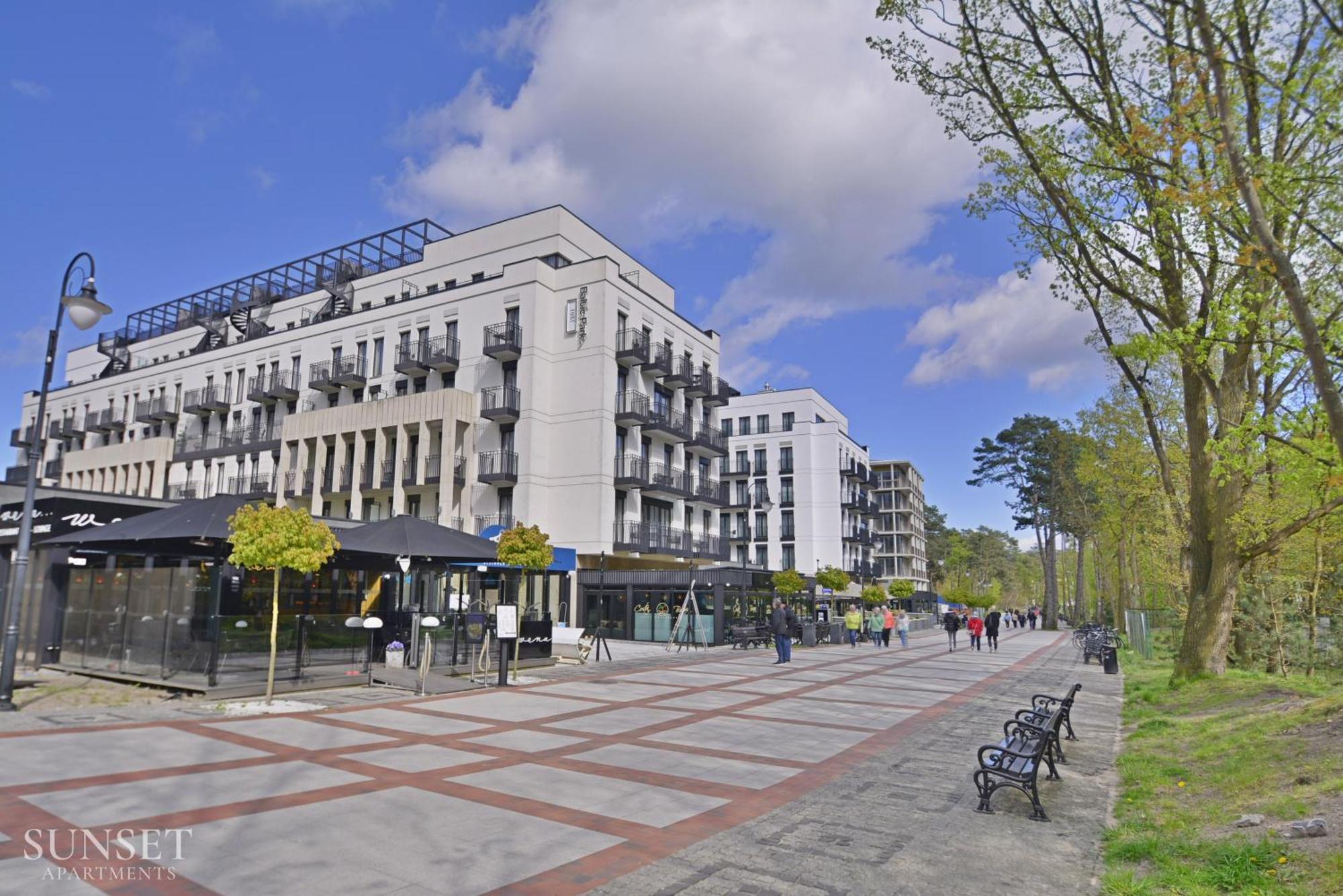 Baltic Park Fort 204G Plaza 100M - Sunset Apartments Свиноуйсьце Экстерьер фото